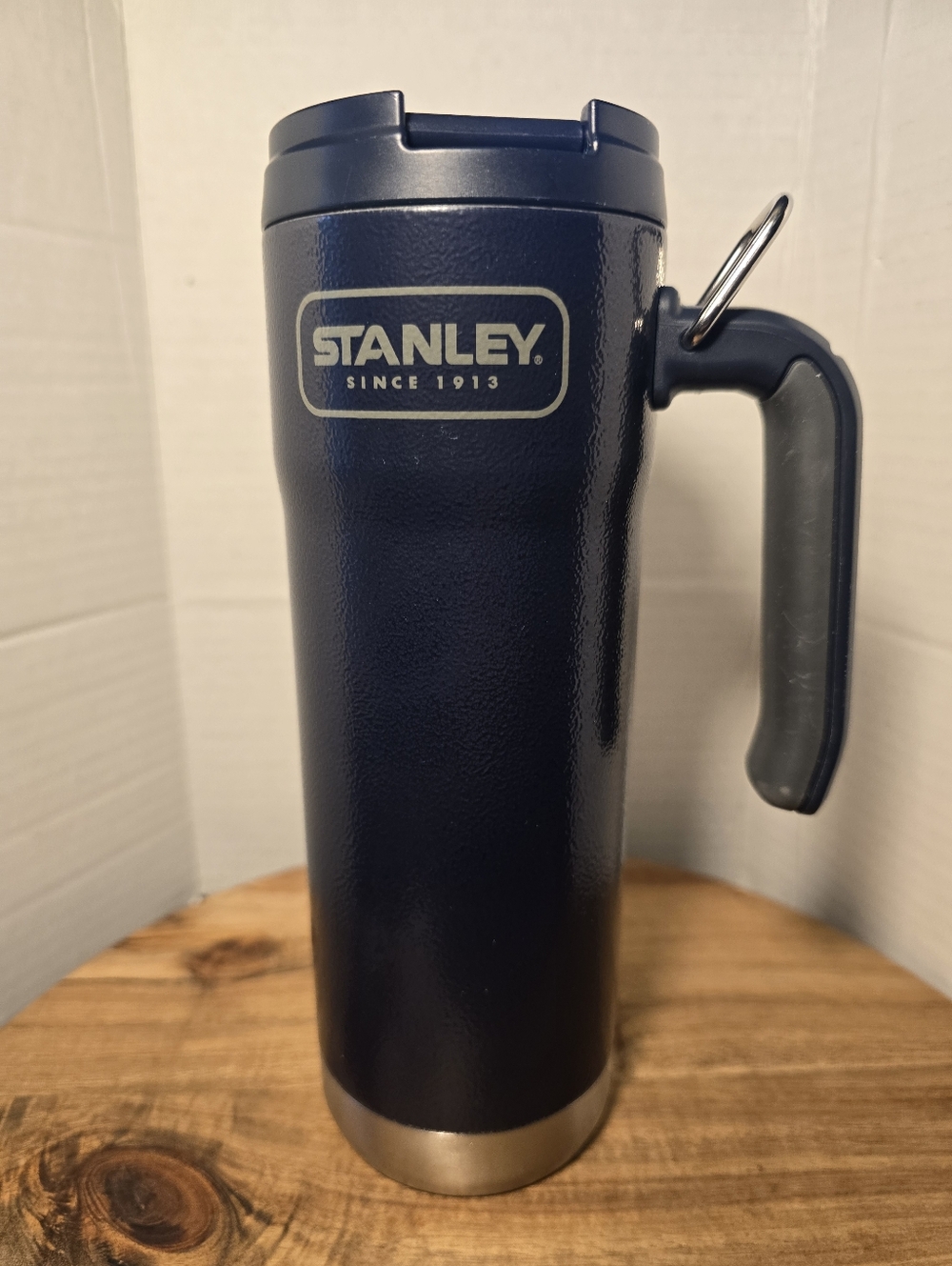 Stanley Classic Twin Lock Adventure Travel Mug Steel Loop Navy Blue 20 fl oz